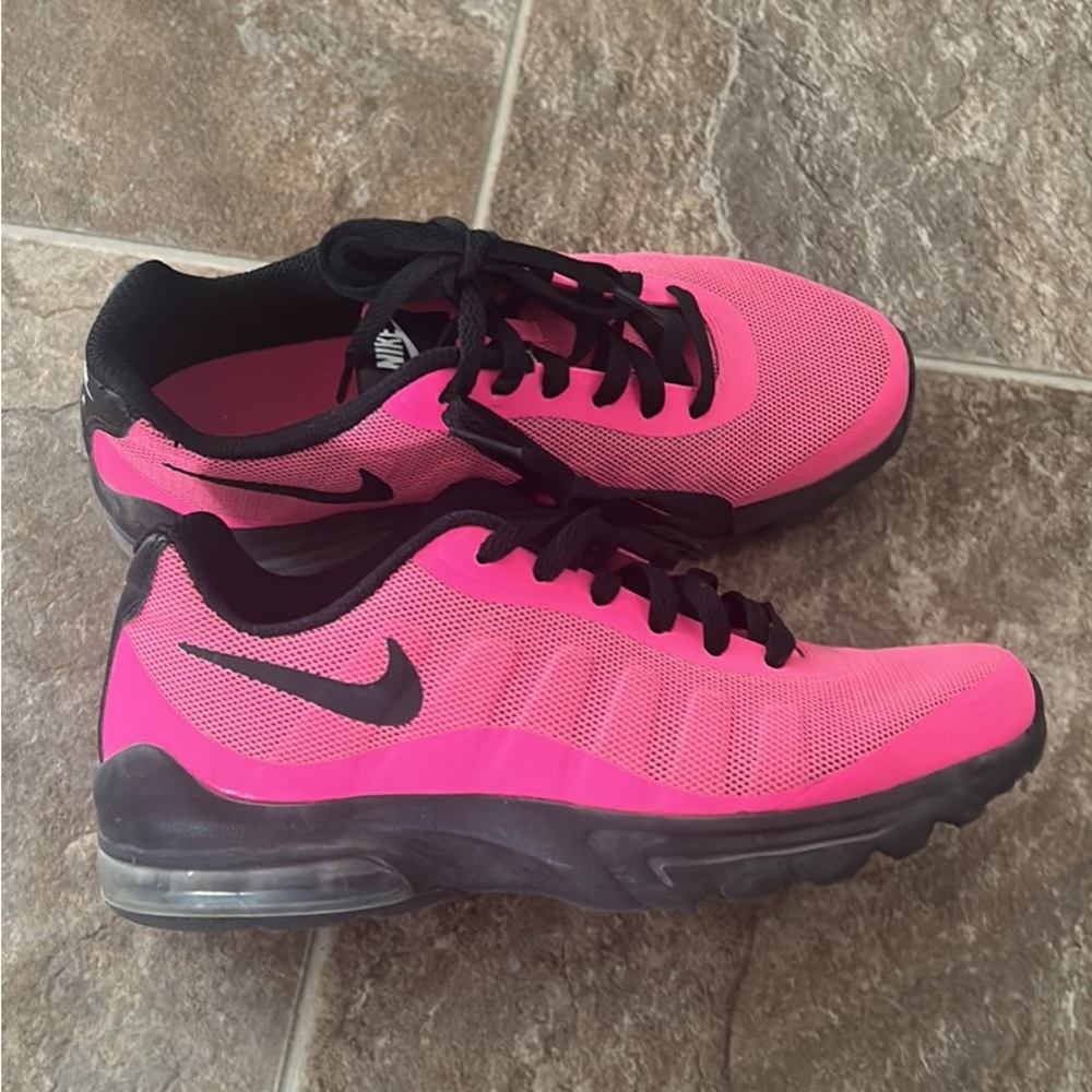 Nike Air Athletic Shoes